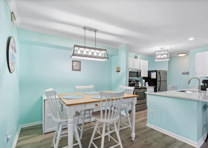 Colony Club G5 Apartment *